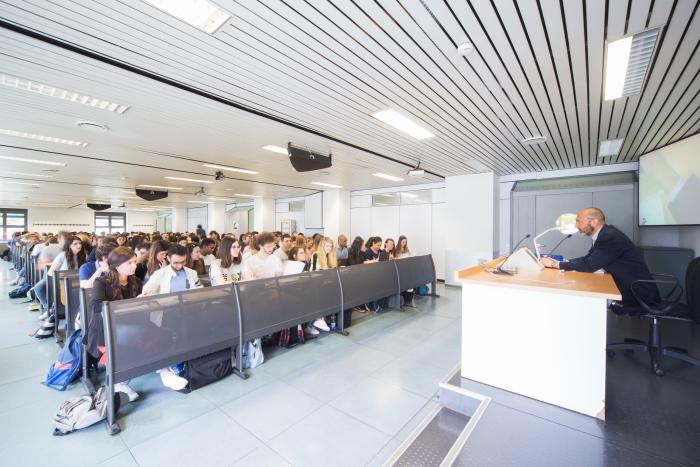 Unibg caniana aula studenti